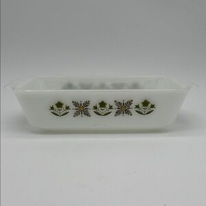 Vintage Anchor Hocking 441 Fire-King Meadow Green Milk Glass Baking Dish - 1 Qt